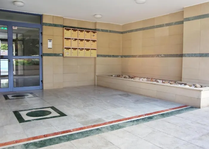 Iris Village Kato アパート