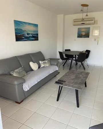 Iris Village Kato Apartmán *