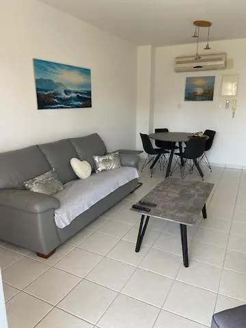 Iris Village Kato Apartmán *